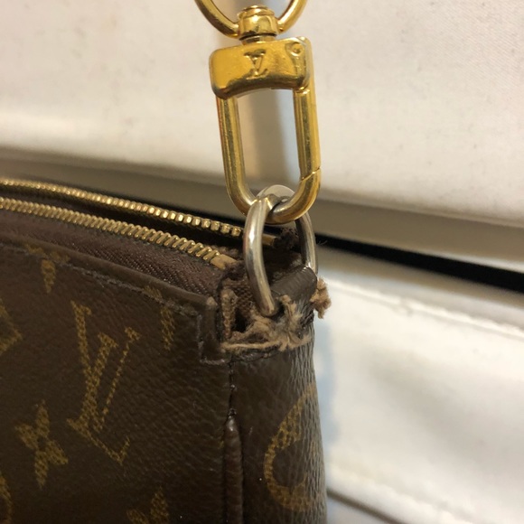SOLD! Authentic Louis Vuitton Pochette - Picture 8 of 8